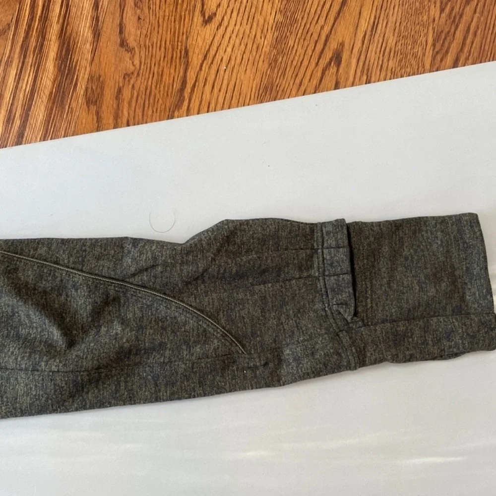 Lululemon Extra Mile 1/2 Zip *Reflective OH.